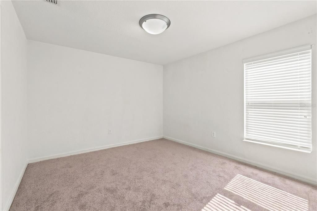 Active With Contract: $299,000 (3 beds, 2 baths, 1637 Square Feet)