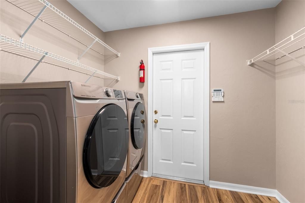 For Sale: $375,000 (4 beds, 2 baths, 2024 Square Feet)
