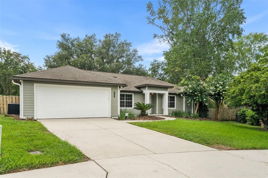 For Sale: $375,000 (4 beds, 2 baths, 2024 Square Feet)