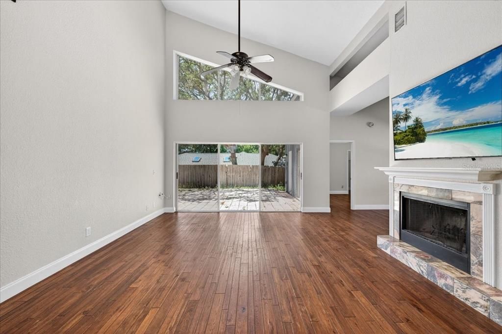 For Rent: $3,500 (4 beds, 4 baths, 2132 Square Feet)