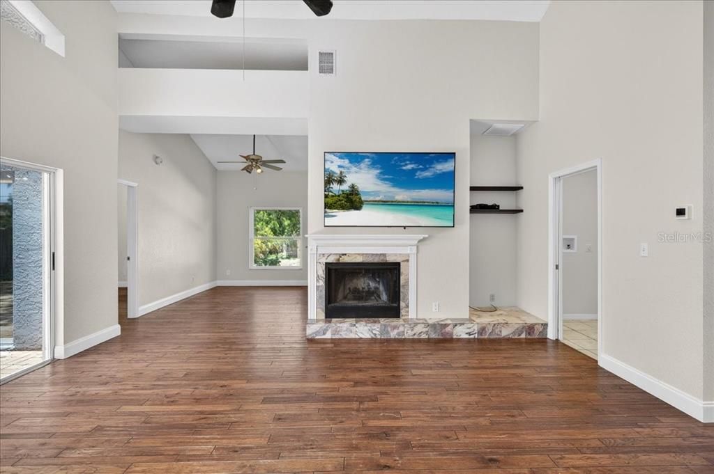 For Rent: $3,500 (4 beds, 4 baths, 2132 Square Feet)