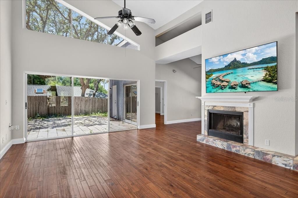 For Rent: $3,500 (4 beds, 4 baths, 2132 Square Feet)
