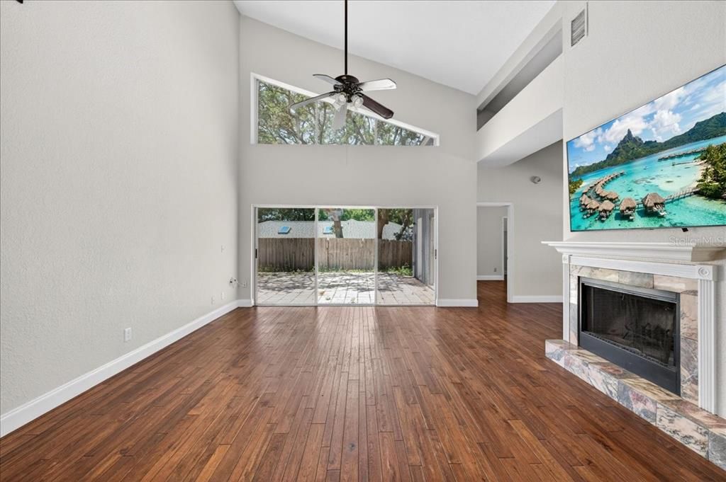 For Rent: $3,500 (4 beds, 4 baths, 2132 Square Feet)