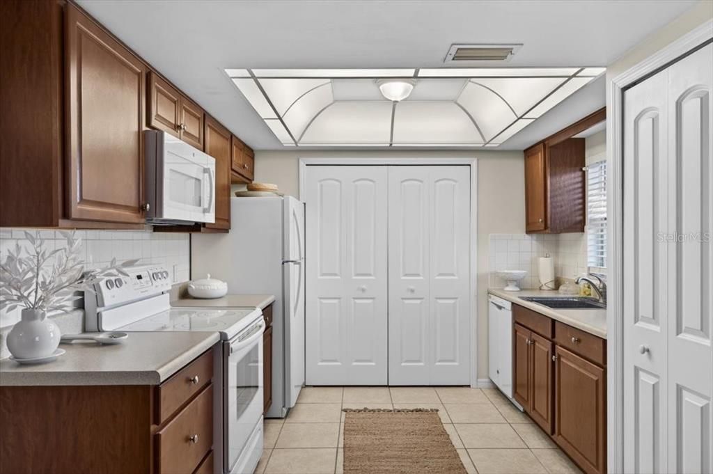 Activo con contrato: $89,900 (1 camas, 1 baños, 635 Pies cuadrados)