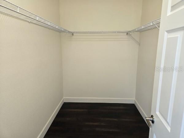 For Rent: $1,900 (3 beds, 3 baths, 2166 Square Feet)