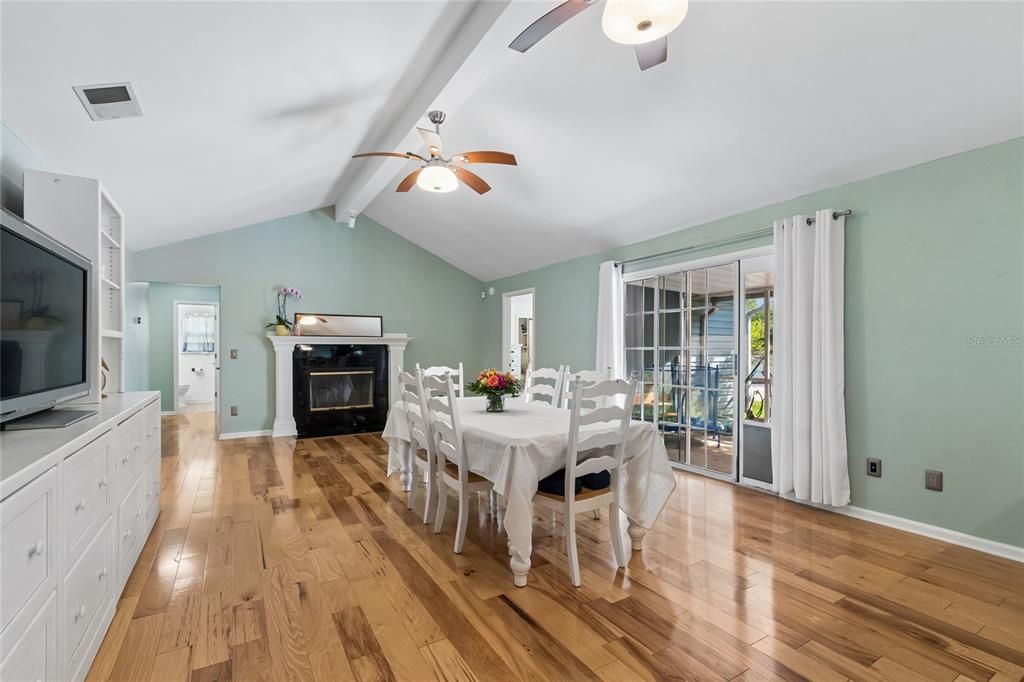 For Sale: $489,900 (4 beds, 3 baths, 2188 Square Feet)