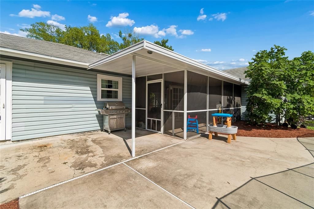 For Sale: $489,900 (4 beds, 3 baths, 2188 Square Feet)