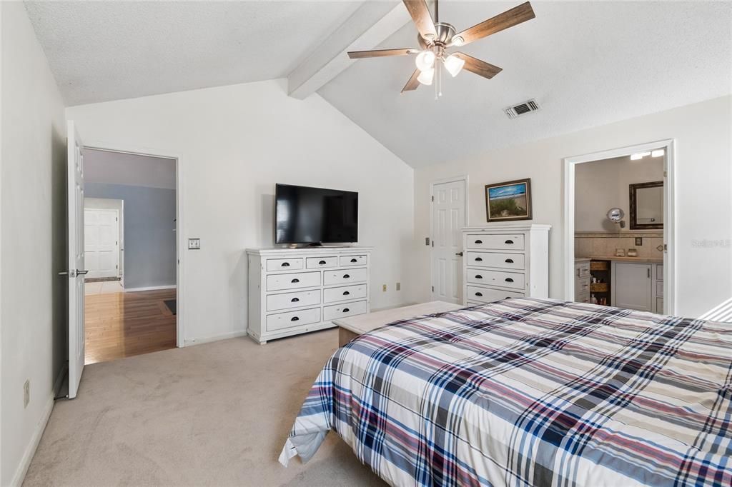 For Sale: $489,900 (4 beds, 3 baths, 2188 Square Feet)