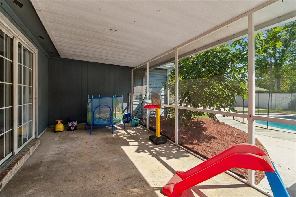 For Sale: $489,900 (4 beds, 3 baths, 2188 Square Feet)