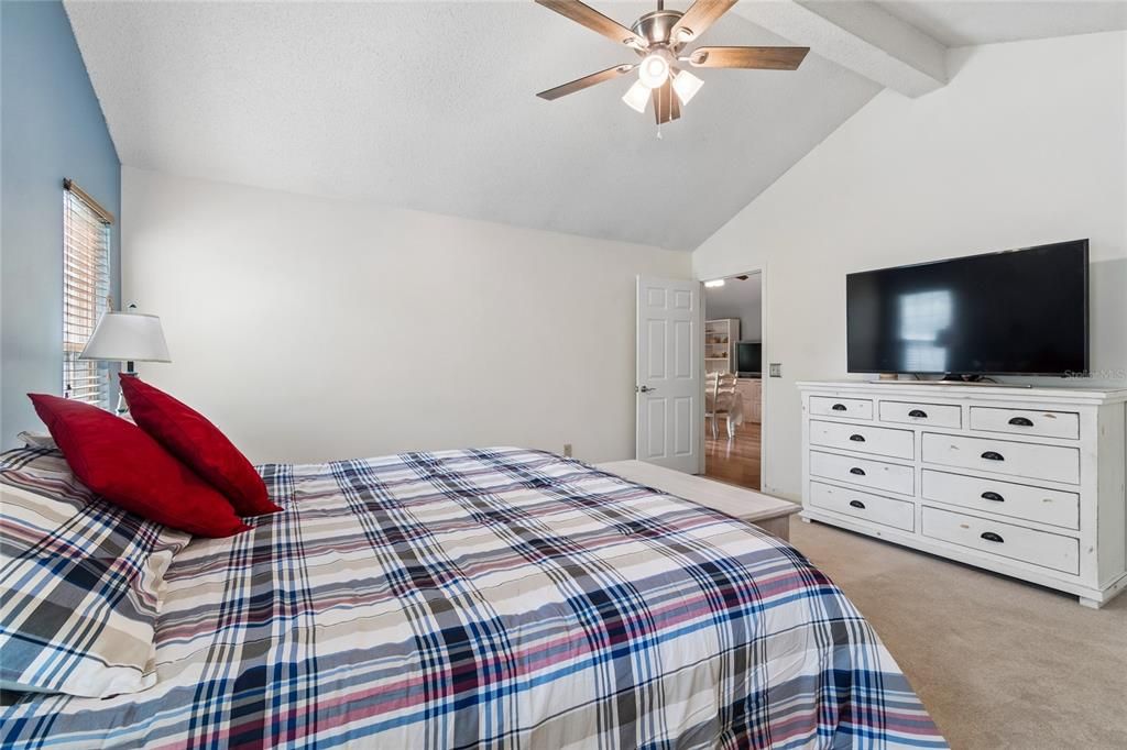 For Sale: $489,900 (4 beds, 3 baths, 2188 Square Feet)