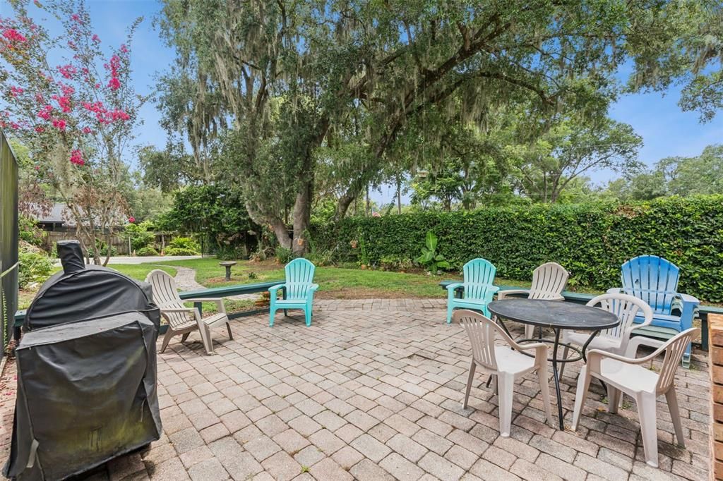 Activo con contrato: $875,000 (5 camas, 4 baños, 3121 Pies cuadrados)