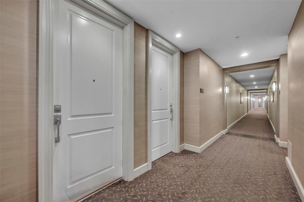 Active With Contract: $589,500 (2 beds, 2 baths, 1359 Square Feet)