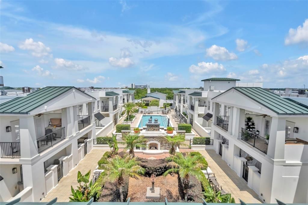 Active With Contract: $589,500 (2 beds, 2 baths, 1359 Square Feet)