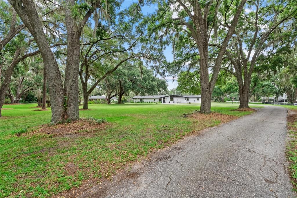 For Sale: $1,100,000 (3 beds, 2 baths, 2376 Square Feet)