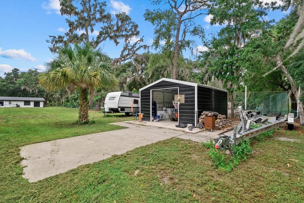 For Sale: $1,100,000 (3 beds, 2 baths, 2376 Square Feet)