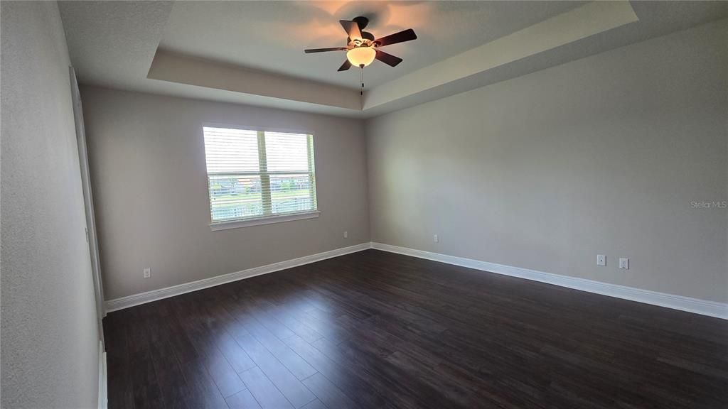 For Rent: $3,995 (4 beds, 2 baths, 2373 Square Feet)