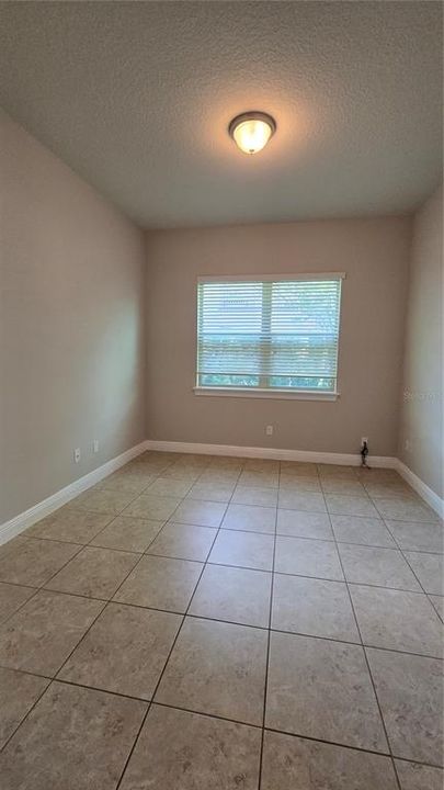For Rent: $3,995 (4 beds, 2 baths, 2373 Square Feet)