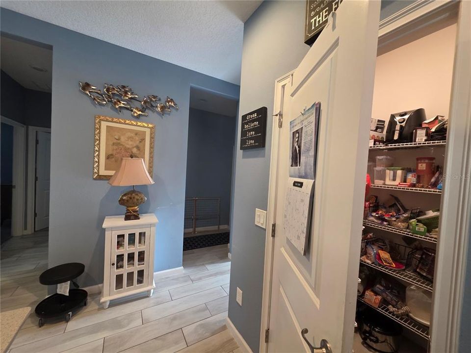 For Sale: $399,999 (3 beds, 2 baths, 1983 Square Feet)