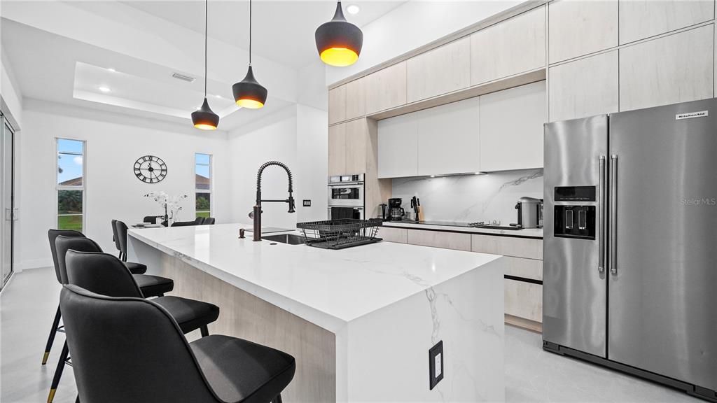 В аренду: $4,500 (3 спален, 3 ванн, 2257 Квадратных фут)