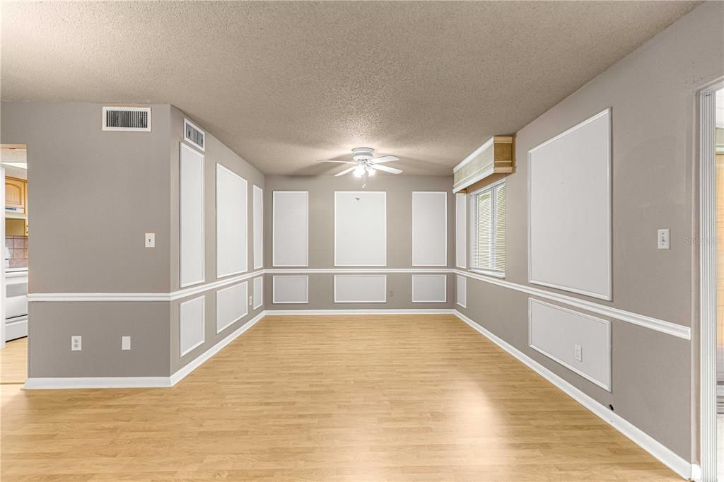 На продажу: $125,900 (3 спален, 2 ванн, 1304 Квадратных фут)