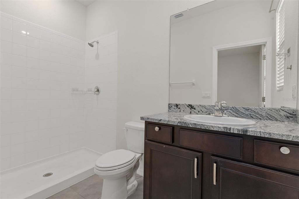 For Sale: $400,000 (4 beds, 3 baths, 2557 Square Feet)