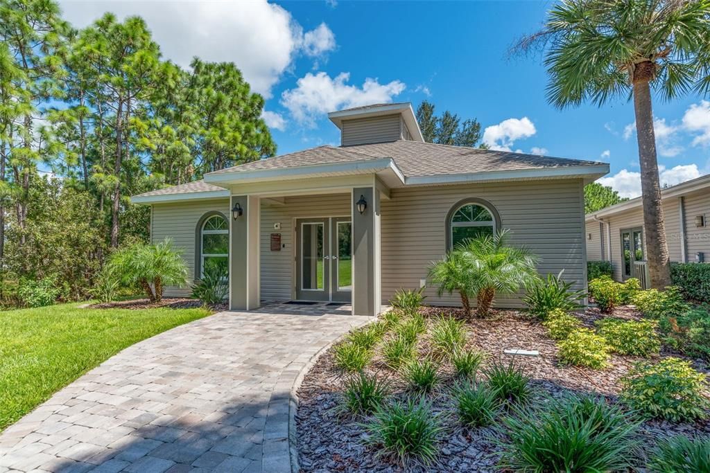 For Sale: $400,000 (4 beds, 3 baths, 2557 Square Feet)