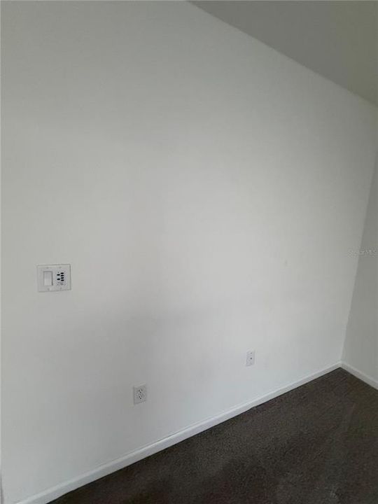 For Rent: $2,800 (3 beds, 2 baths, 1704 Square Feet)
