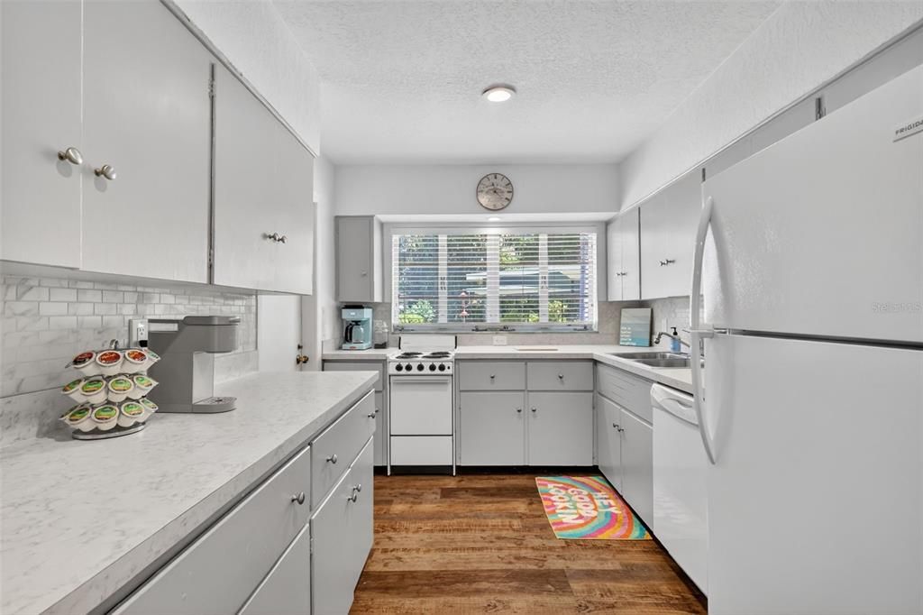 For Sale: $675,000 (2 beds, 0 baths, 2107 Square Feet)