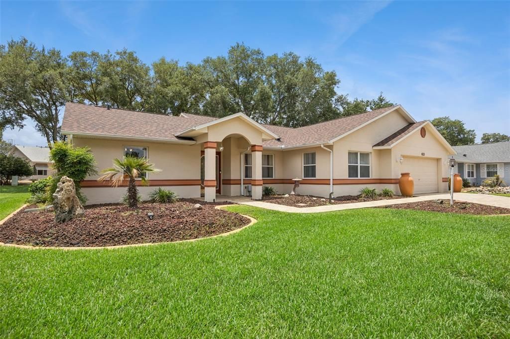 For Sale: $322,500 (3 beds, 2 baths, 2153 Square Feet)