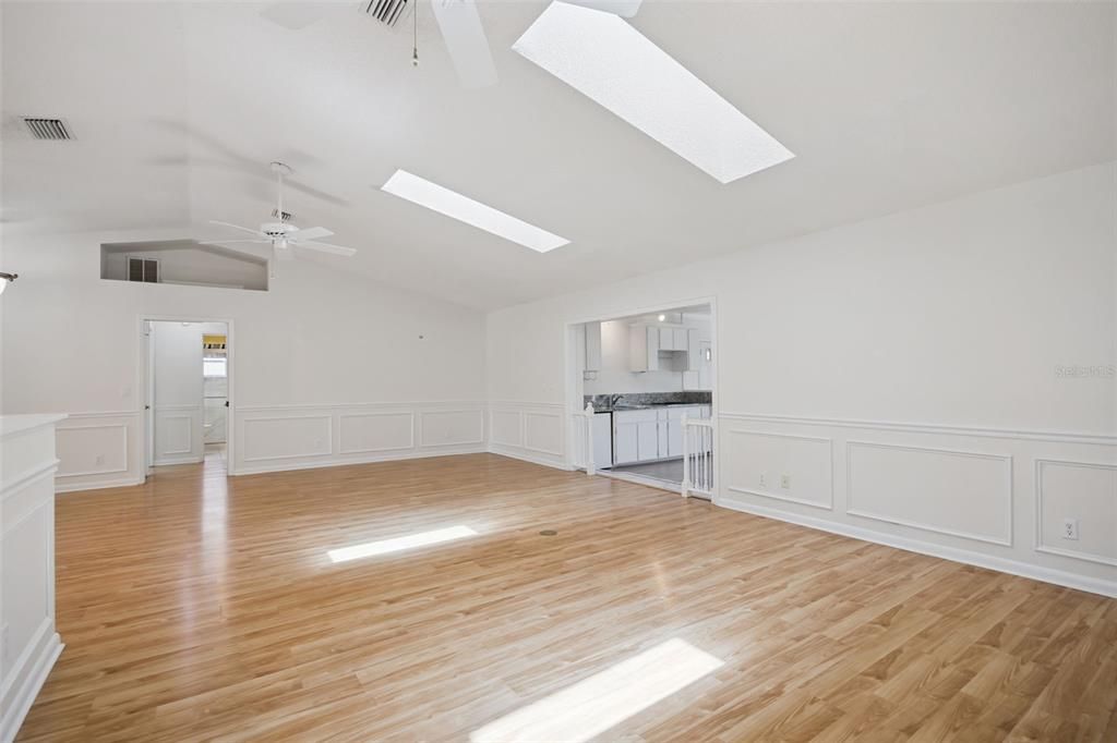 For Sale: $322,500 (3 beds, 2 baths, 2153 Square Feet)