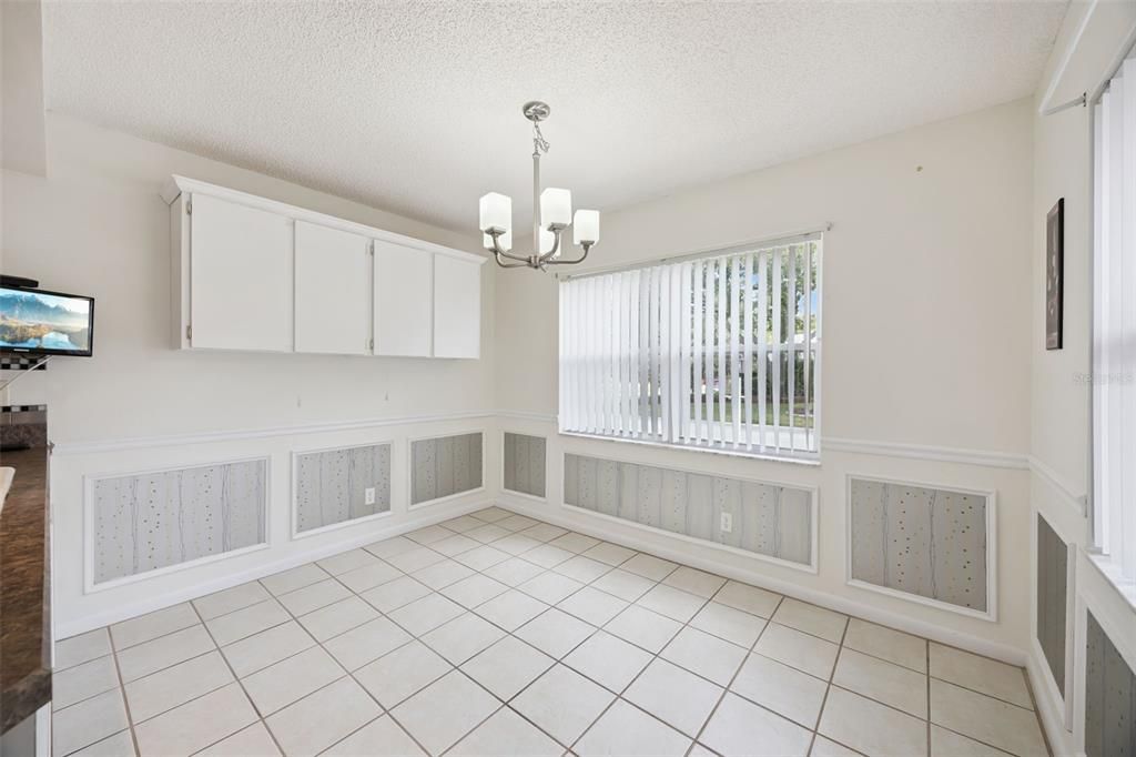 For Sale: $322,500 (3 beds, 2 baths, 2153 Square Feet)