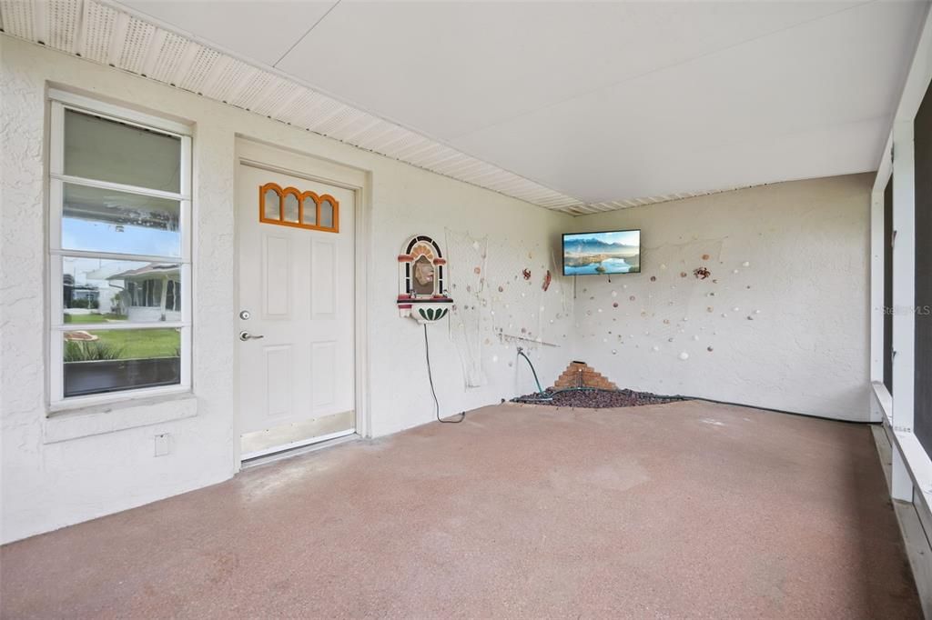For Sale: $322,500 (3 beds, 2 baths, 2153 Square Feet)
