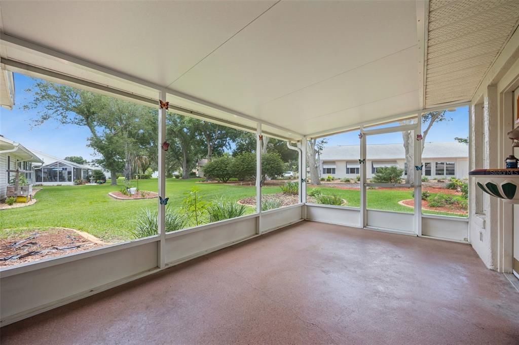 For Sale: $322,500 (3 beds, 2 baths, 2153 Square Feet)