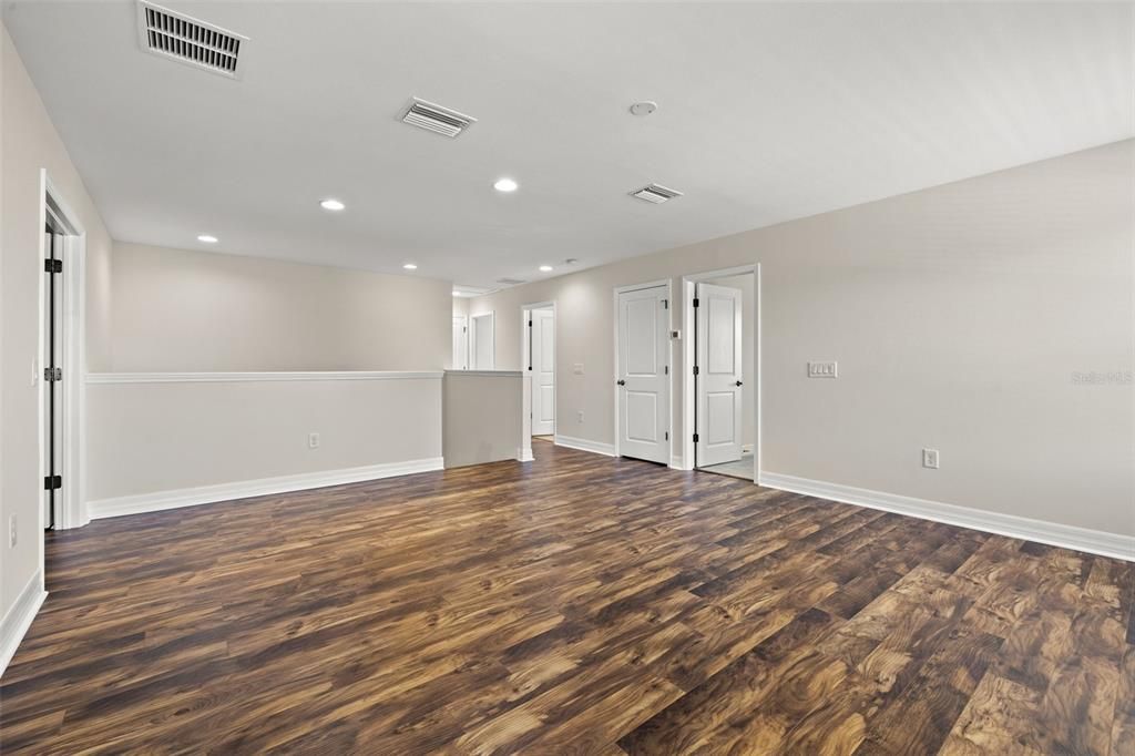 For Sale: $650,000 (4 beds, 2 baths, 3437 Square Feet)