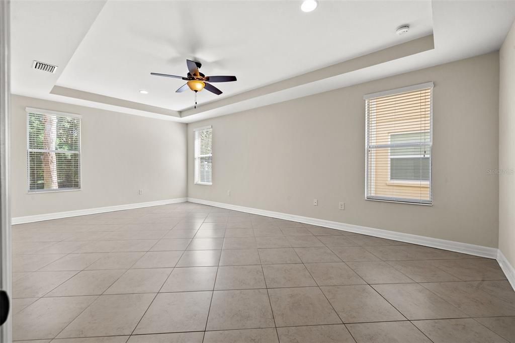For Sale: $650,000 (4 beds, 2 baths, 3437 Square Feet)