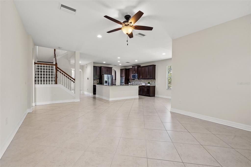 For Sale: $650,000 (4 beds, 2 baths, 3437 Square Feet)