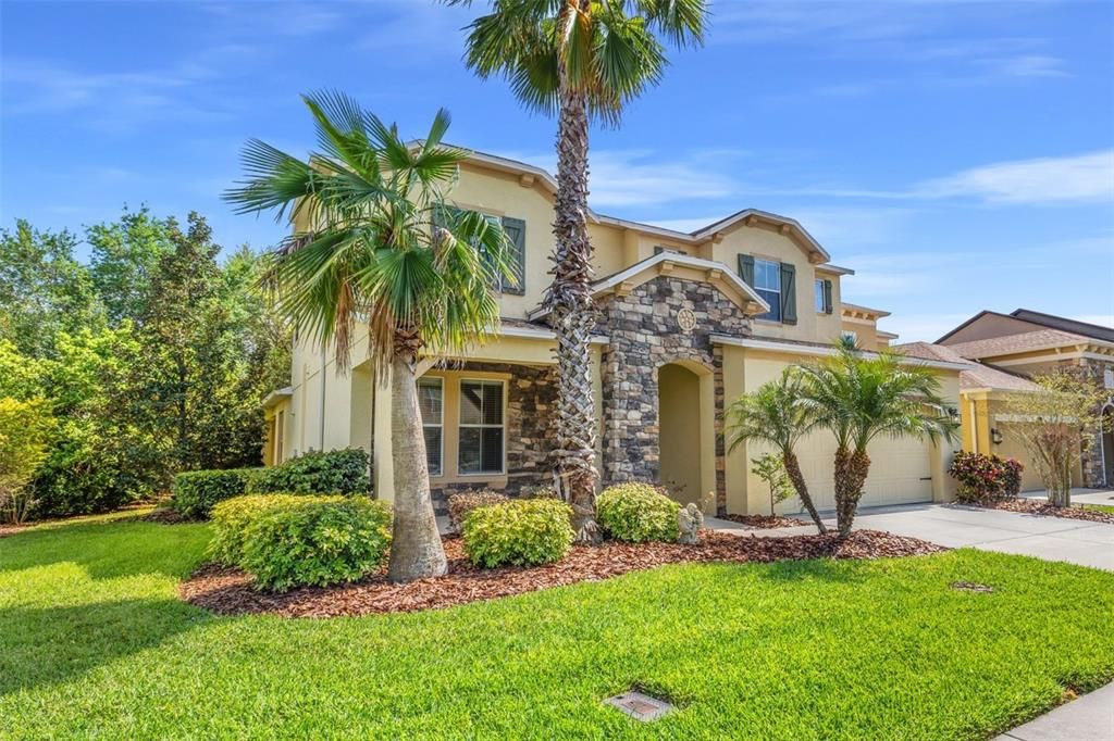 For Sale: $650,000 (4 beds, 2 baths, 3437 Square Feet)