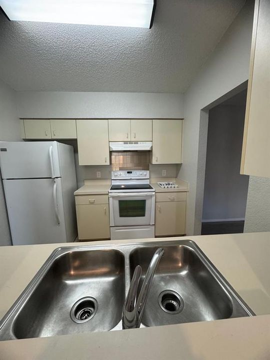 En Renta: $1,200 (2 camas, 2 baños, 960 Pies cuadrados)