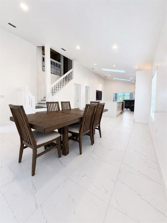 Active With Contract: $595,900 (4 beds, 2 baths, 2396 Square Feet)