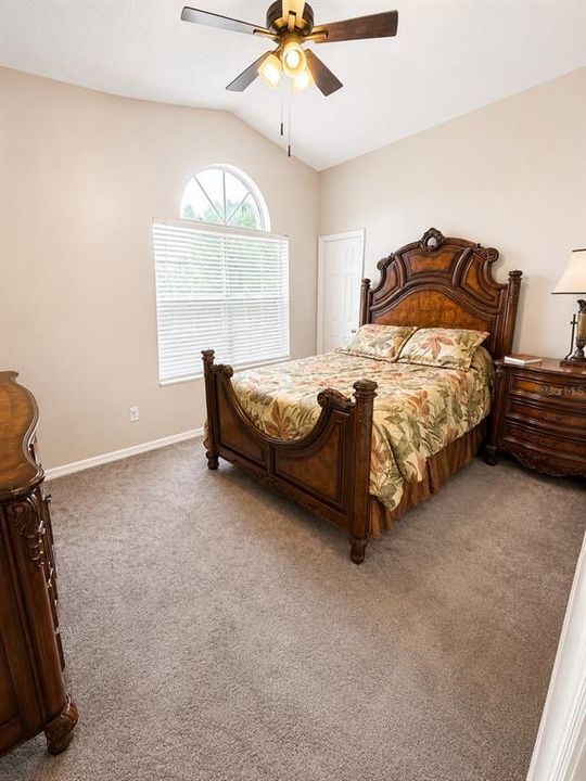 Active With Contract: $595,900 (4 beds, 2 baths, 2396 Square Feet)