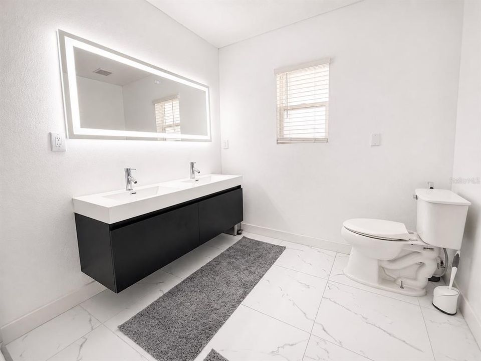 Active With Contract: $595,900 (4 beds, 2 baths, 2396 Square Feet)