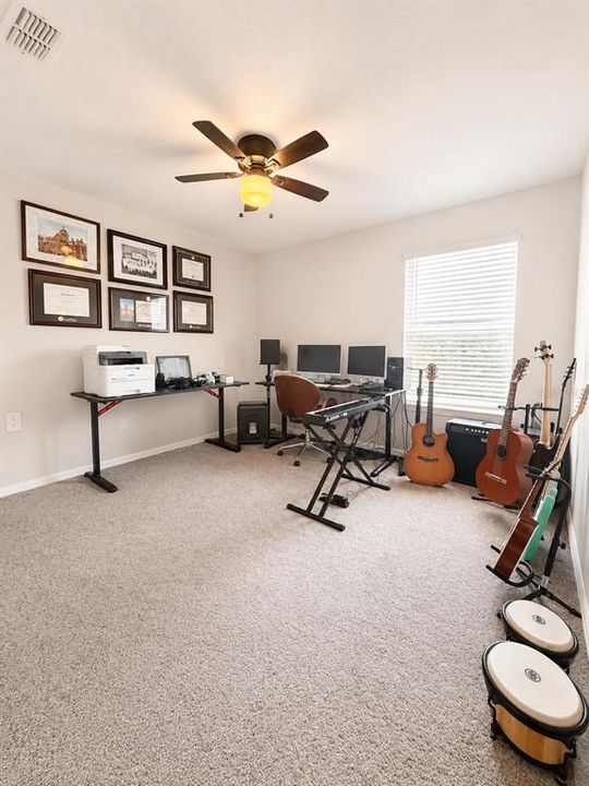 Active With Contract: $595,900 (4 beds, 2 baths, 2396 Square Feet)