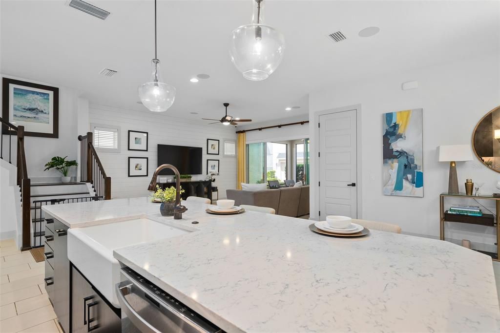 For Sale: $695,000 (4 beds, 3 baths, 2818 Square Feet)