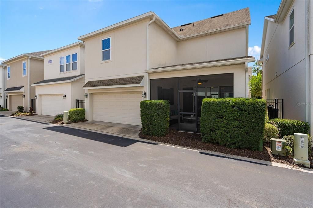 For Sale: $695,000 (4 beds, 3 baths, 2818 Square Feet)