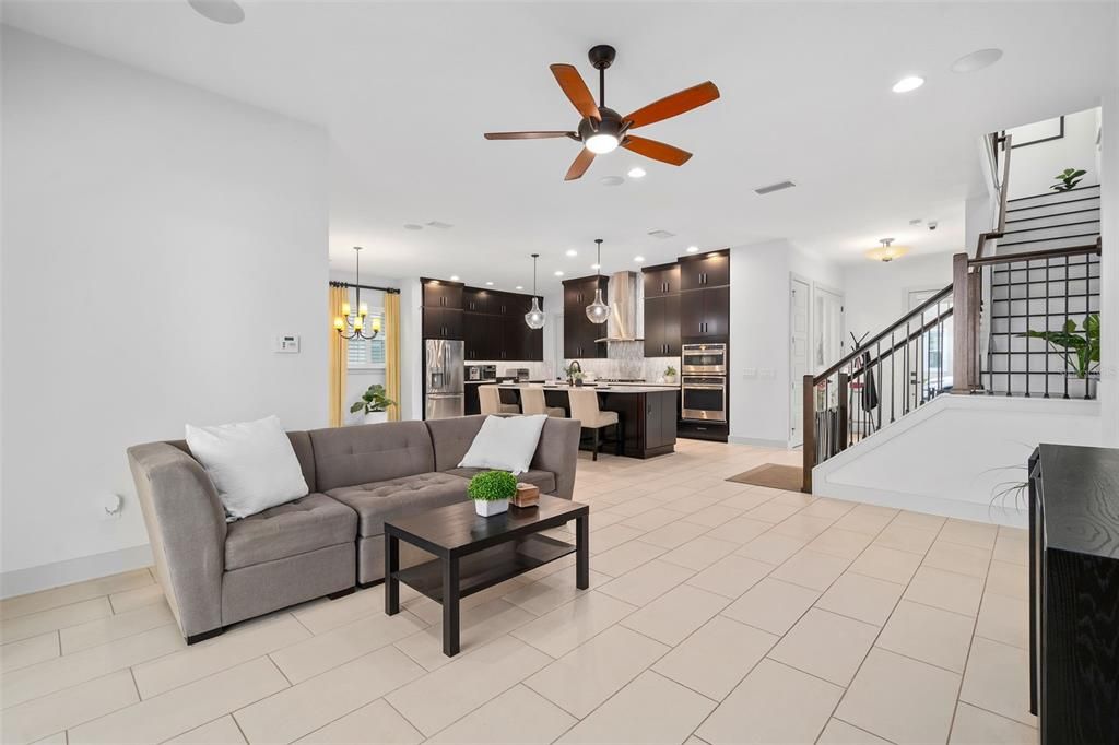 For Sale: $695,000 (4 beds, 3 baths, 2818 Square Feet)
