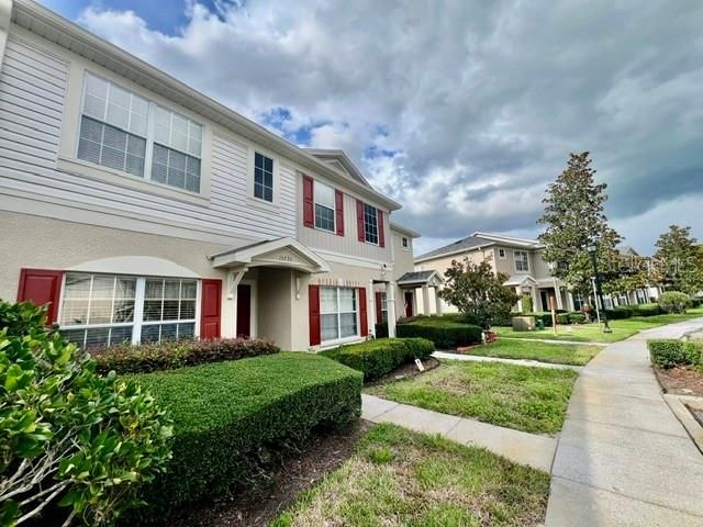 For Rent: $1,850 (2 beds, 2 baths, 1335 Square Feet)