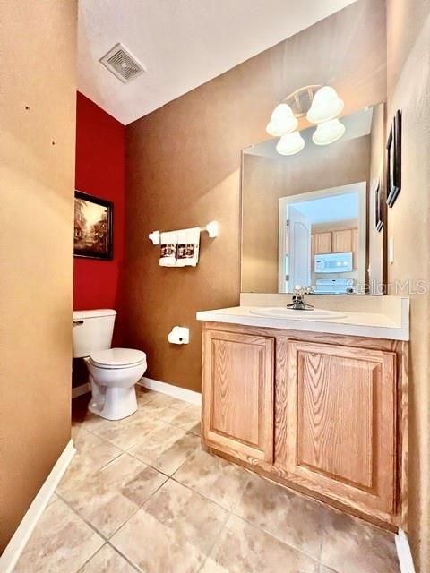 For Rent: $1,850 (2 beds, 2 baths, 1335 Square Feet)