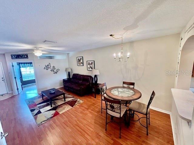 For Rent: $1,850 (2 beds, 2 baths, 1335 Square Feet)