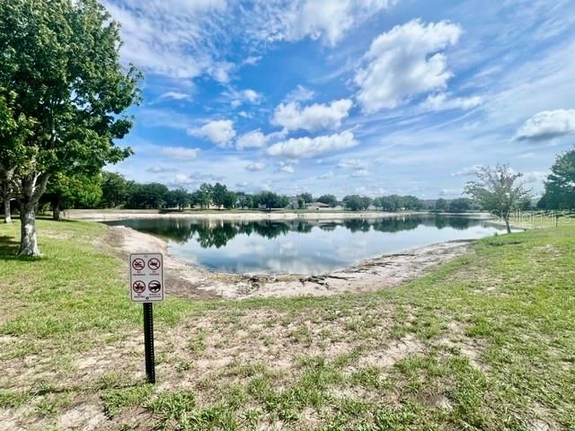 For Rent: $1,850 (2 beds, 2 baths, 1335 Square Feet)