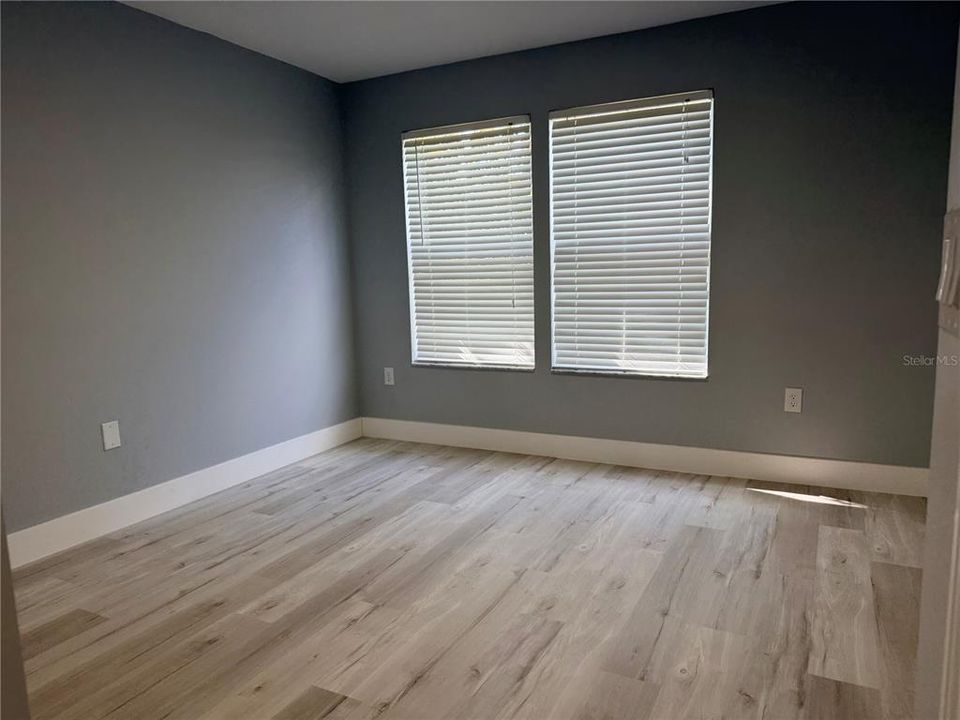 Activo con contrato: $2,500 (2 camas, 2 baños, 1157 Pies cuadrados)